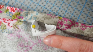 Gummiband Enden zusammen nähen